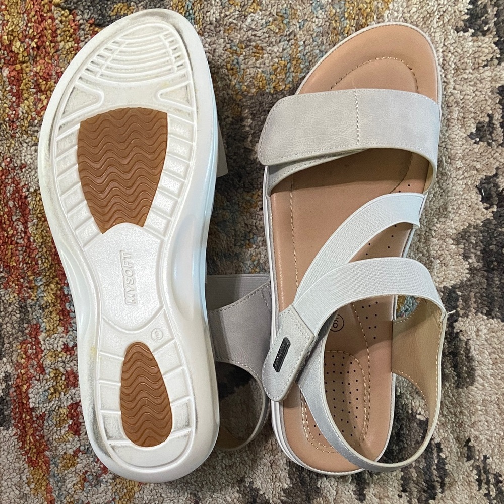 Stylish White Sandals with Velcro Straps